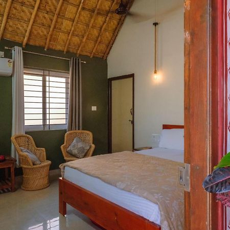 The Hideout Cottage And Restaurant Hampi Exterior foto