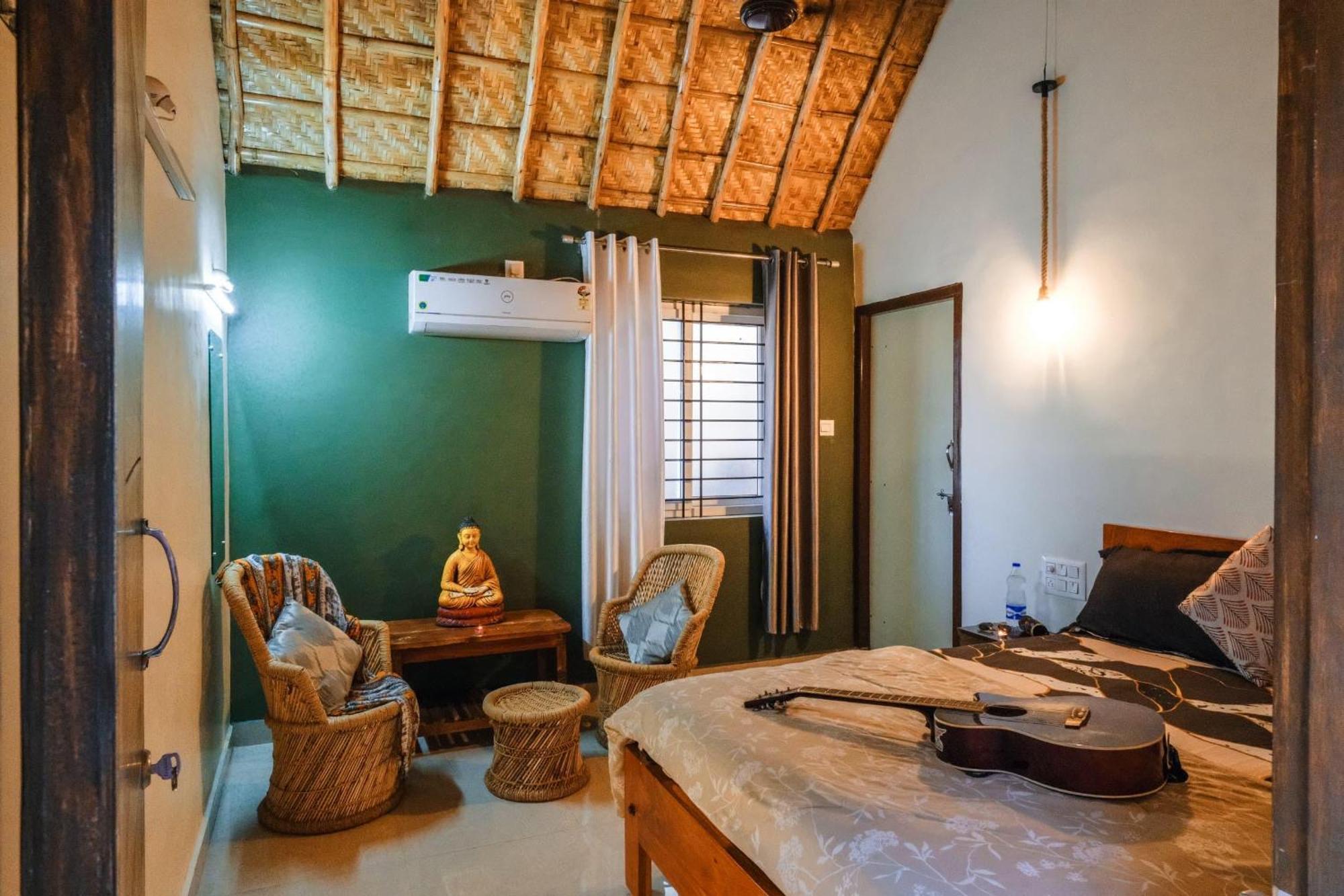 The Hideout Cottage And Restaurant Hampi Exterior foto